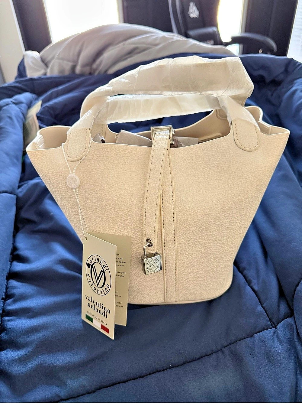 Valentino Orlandi Ivory Cream Bucket Bag NWT